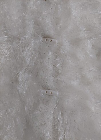 12-13 Yaş El Emeği Sakallı İpten Yumuşacık Palto - Görsel 3