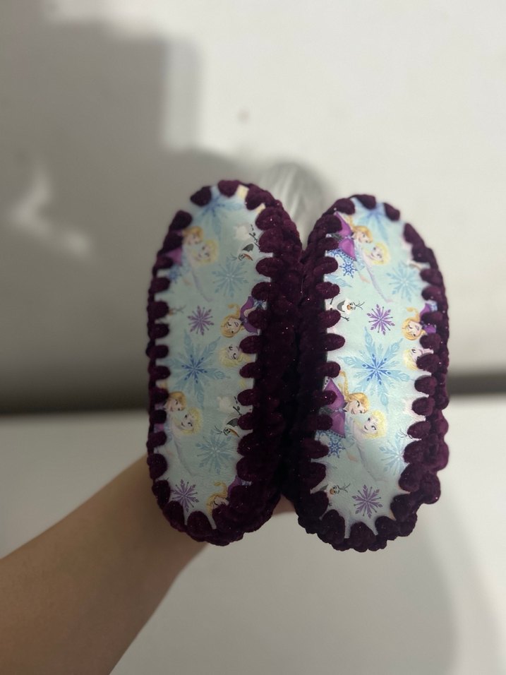 Kızlar İçin Mor Nakışlı Kürklü Örgü Terlik - Görsel 2