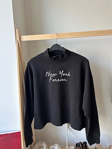 Zara sweat