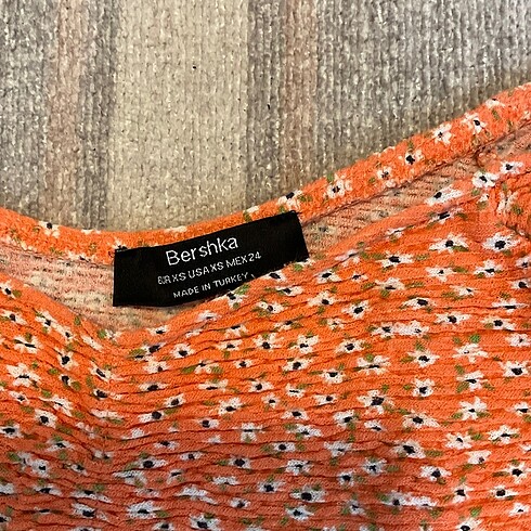 xs Beden BERSHKA ÜST