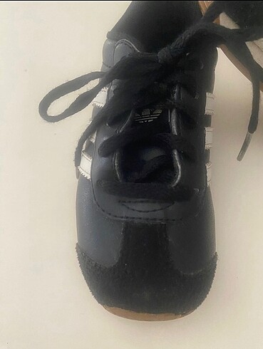 22 Beden siyah Renk Orjinal adidas çocuk ayakkabısı(22/23) beden