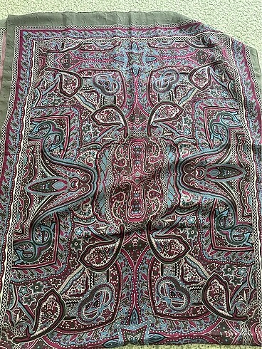  E.L.F Desenli şal