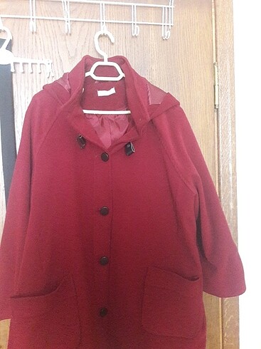 LC Waikiki Bordo trenchcoat