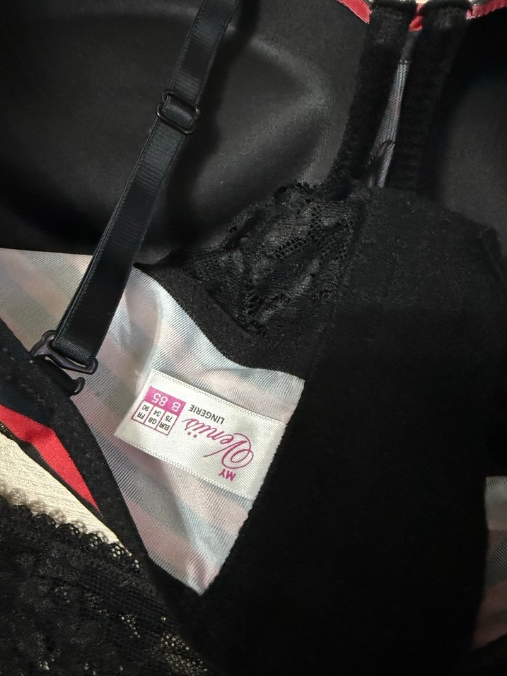 Kırmızı Siyah Sütyen Takımı 85B - Görsel 5