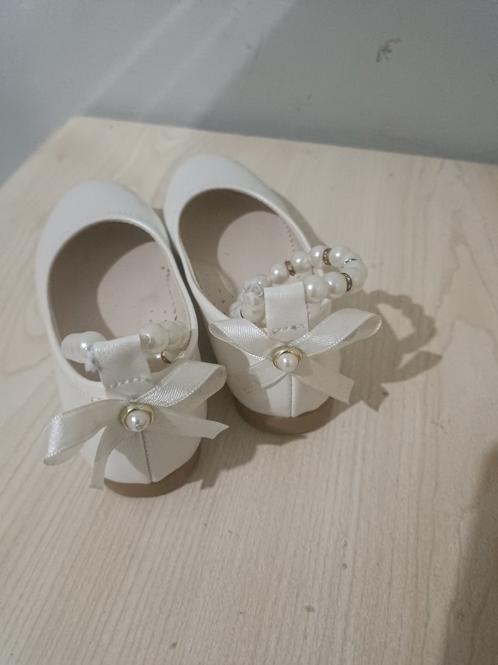 İnci Detaylı Beyaz Kız Çocuk Babet - Görsel 4