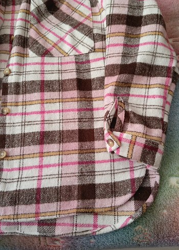 Düğmeli Kahverengi Ekose Kadın Gömlek - Görsel 3