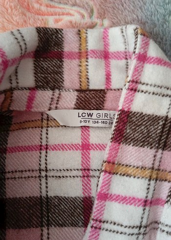 Düğmeli Kahverengi Ekose Kadın Gömlek - Görsel 2