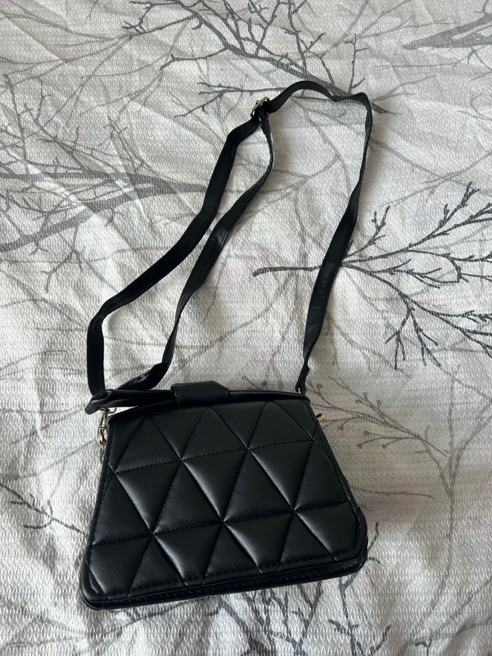 Siyah Deri Kadın Omuz Çantası - Görsel 2