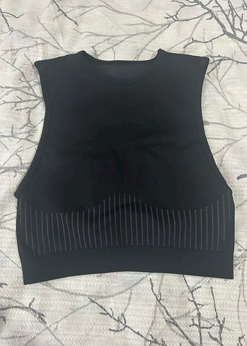 Siyah Yüksek Yakalı Kolsuz Kadın Yelek - Görsel 2