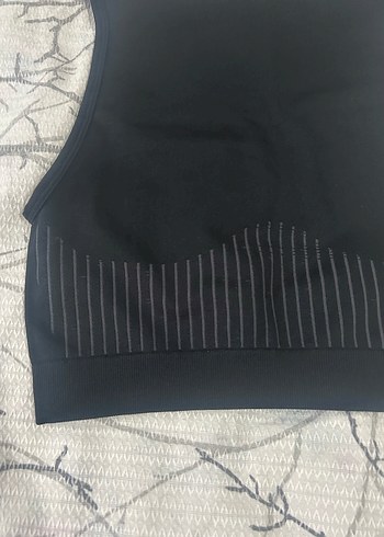 Siyah Yüksek Yakalı Kolsuz Kadın Yelek - Görsel 6