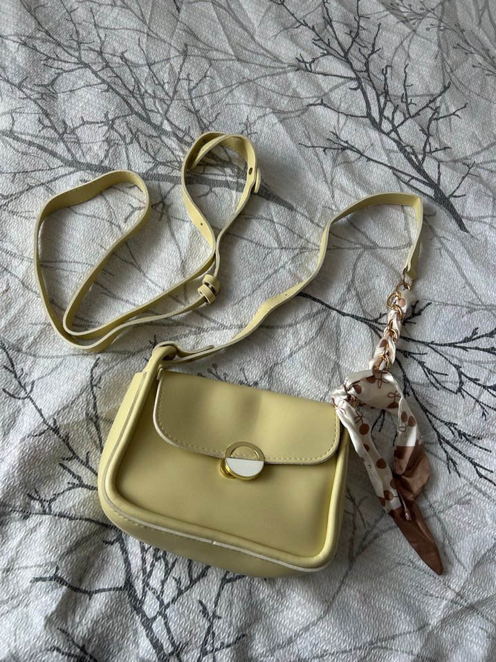 Beyaz Modern Klasik Kadın Çanta - Görsel 4