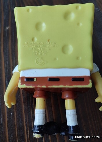Walt Disney World Sünger Bob 2002 yapım orjinal. . 9 cm. 