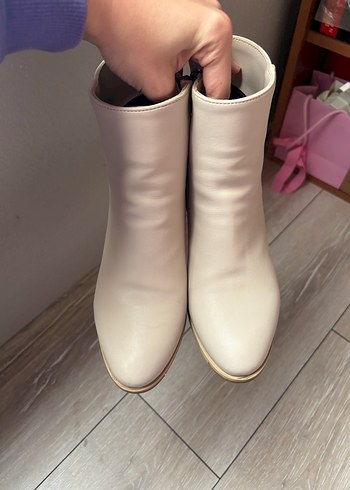 Nişantaşı Shoes Bej Topuklu Bot - Görsel 5