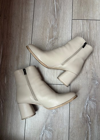 Nişantaşı Shoes Bej Topuklu Bot - Görsel 4