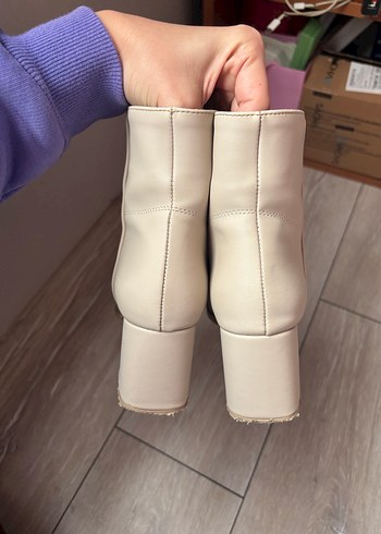 Nişantaşı Shoes Bej Topuklu Bot - Görsel 6