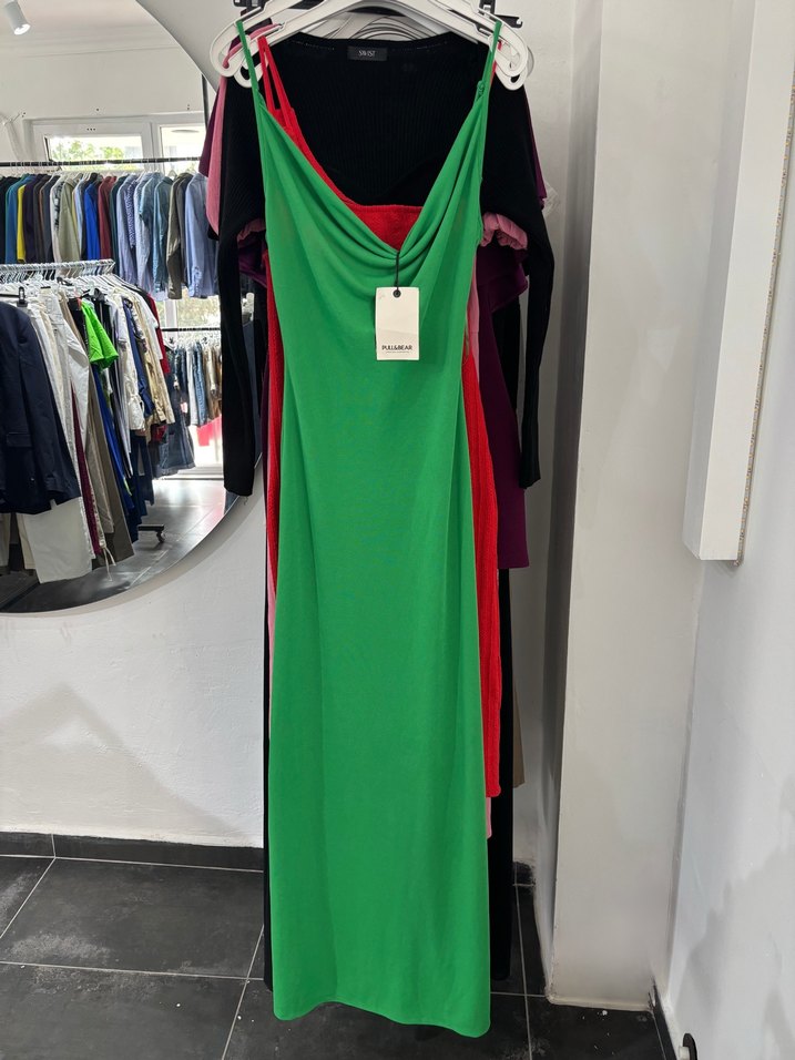 Pull&Bear Yeşil Drapeli Uzun Elbise - Görsel 2