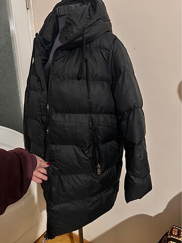 l Beden siyah Renk Zara Bayan Şişme Mont