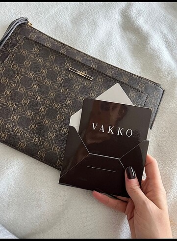 Beden Vakko Clutch