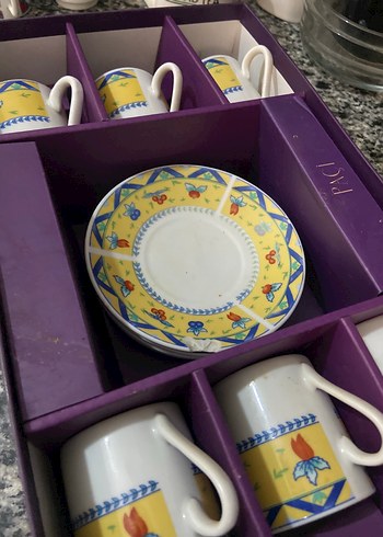 Altı Parça Sarı Desenli Kahve Fincanı Seti - Görsel 2