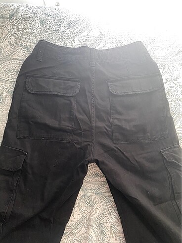 38 Beden siyah Renk bershka cok cepli fitilli kargo pantolon