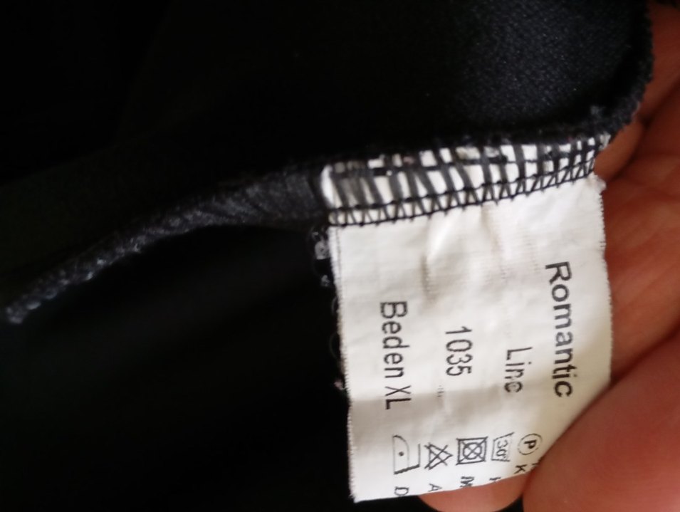 Siyah V Yakalı Fermuarlı Midi Elbise - Görsel 2