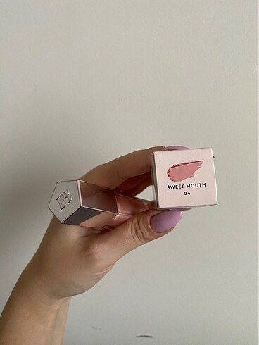 Beden çeşitli Renk Fenty Gloss Bomb $weet Mouth