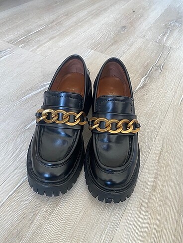 Zara Zara Makosen Loafer