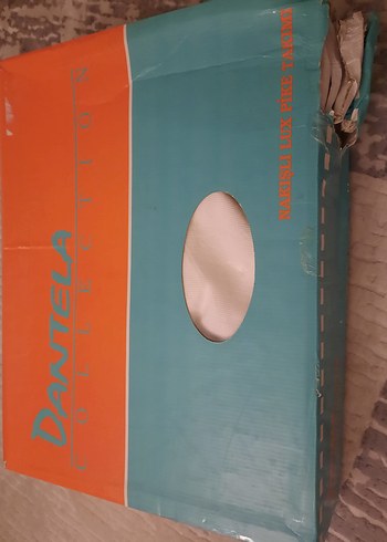 Nakışlı Beyaz Parlak Pike takımı - Görsel 8