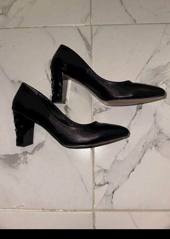 Siyah Klasik Stiletto Topuklu Kadın Ayakkabı - Görsel 2