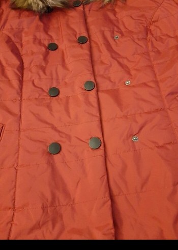 Düğmeli Kırmızı Kadın Kışlık Mont - Görsel 5