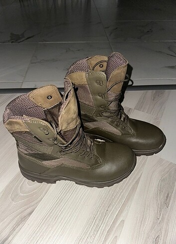 ERKEK BOT - Görsel 2