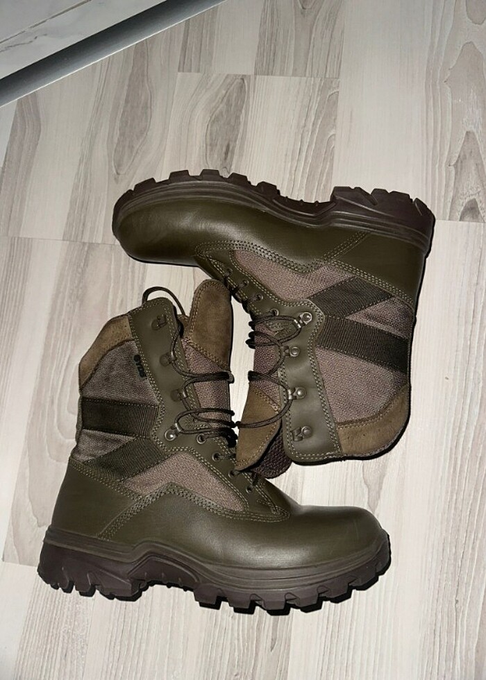 ERKEK  BOT  - Görsel 3