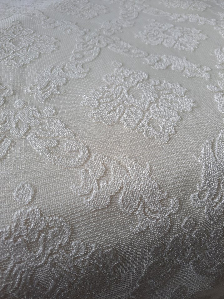 Beyaz Düz Yatak Örtüsü - Görsel 3