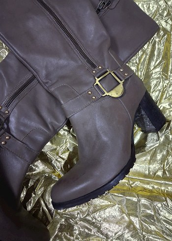 Kahverengi Deri Tokalı Dizüstü Bot - Görsel 2