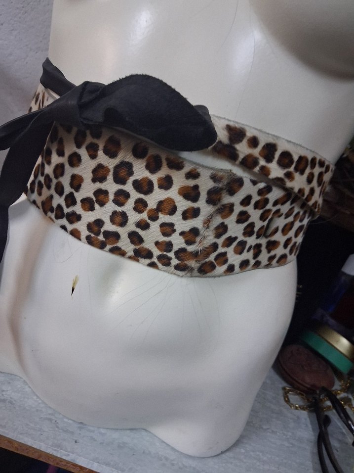 leopar. Kürklü Kadın gerçek deri özel tasarım Kemer - Görsel 4