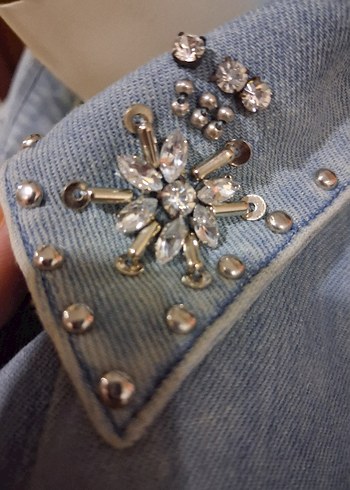 Düğmeli Mavi Denim Kadın Gömlek - Görsel 3