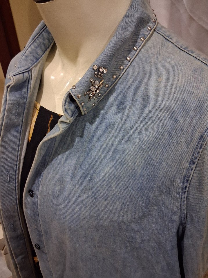 Düğmeli Mavi Denim Kadın Gömlek - Görsel 4