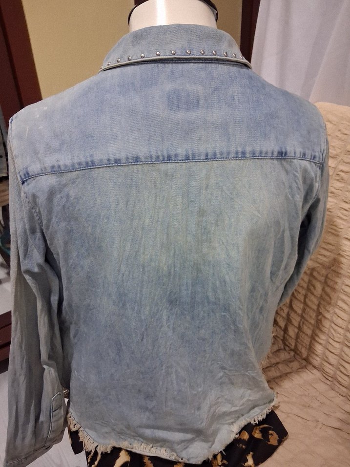 Düğmeli Mavi Denim Kadın Gömlek - Görsel 2