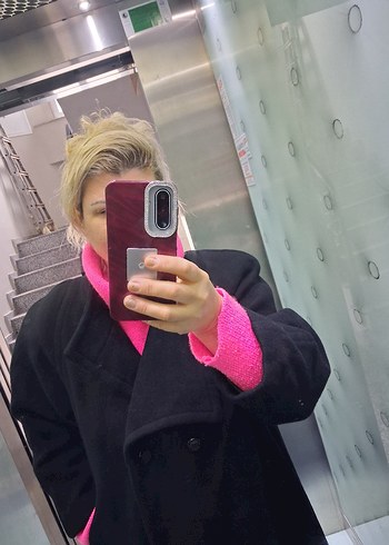 siyah üçgen kalıp yün palto kaban - Görsel 6