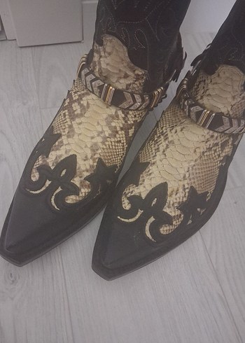 Yılan Derisi Desenli Erkek Deri Çizme - Görsel 3