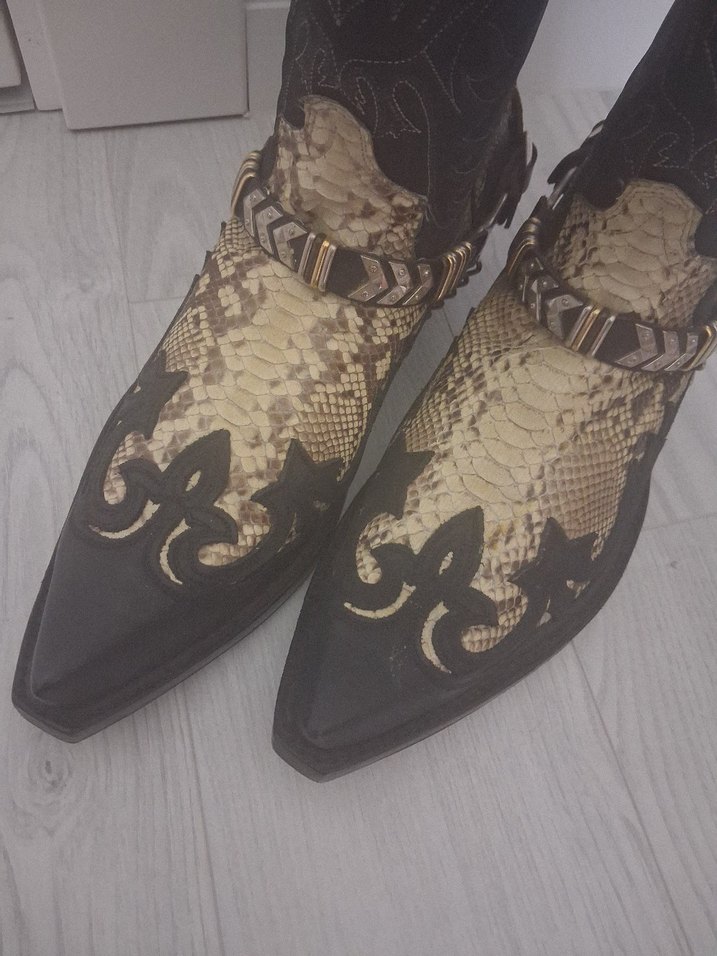 Yılan Derisi Desenli Erkek Deri Çizme - Görsel 3