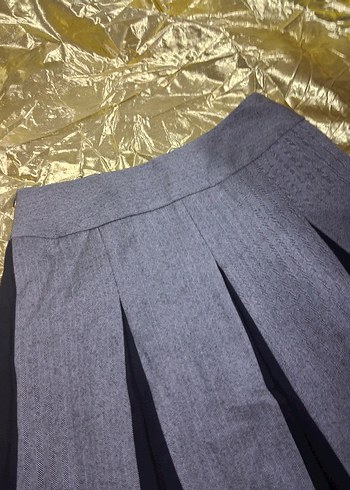 Gri ve Mavi Pilili Midi Etek - Görsel 3