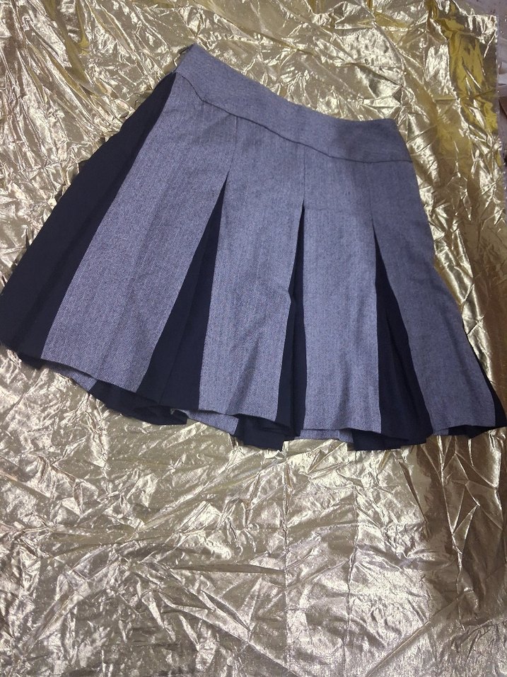 Gri ve Mavi Pilili Midi Etek - Görsel 2