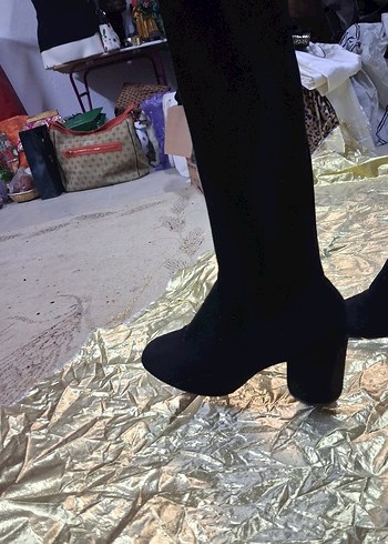Siyah Süet Tokalı Kadın Bot çorap tarzında Zarif . - Görsel 2