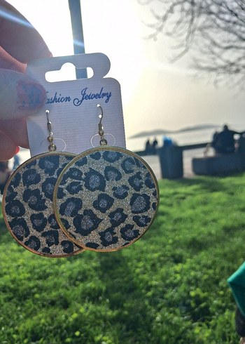 Payetli Leopar Desenli Midi Küpe - Görsel 5