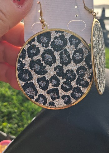 Payetli Leopar Desenli Midi Küpe - Görsel 4