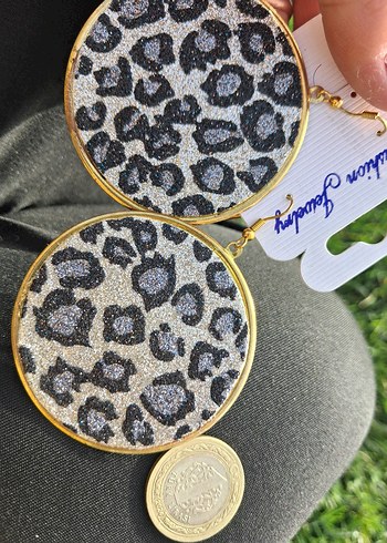 Payetli Leopar Desenli Midi Küpe - Görsel 2