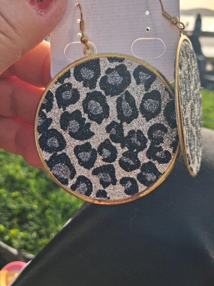 Payetli Leopar Desenli Midi Küpe - Görsel 4