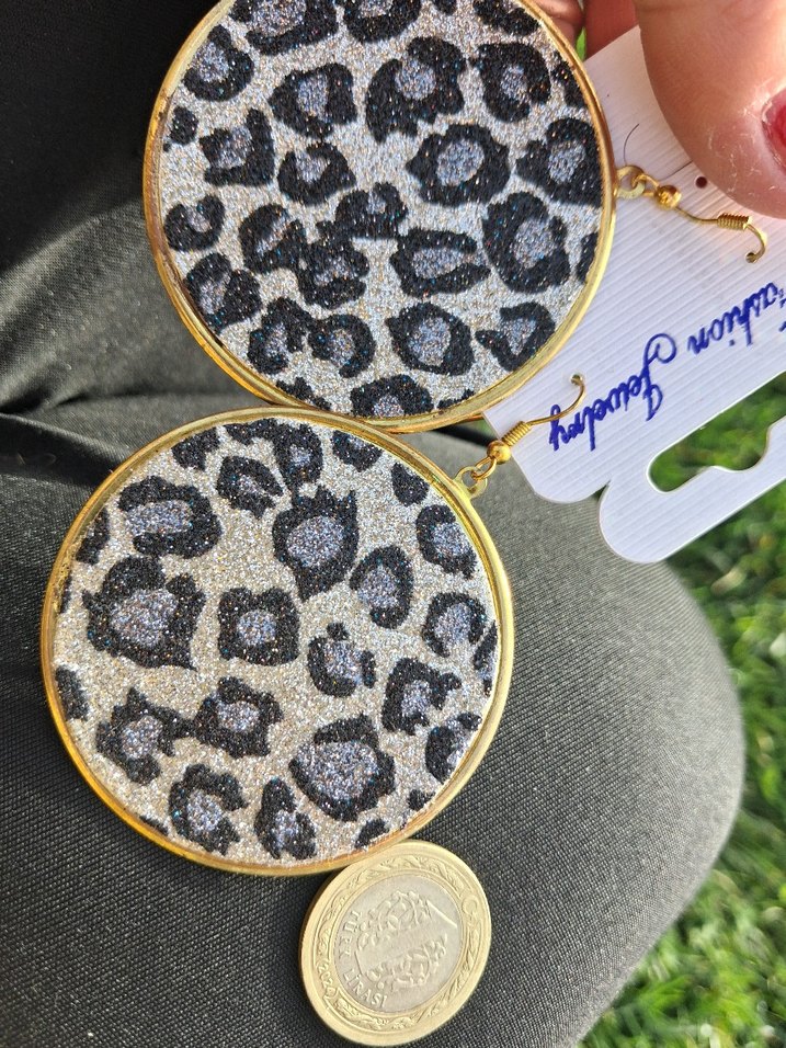 Payetli Leopar Desenli Midi Küpe - Görsel 2