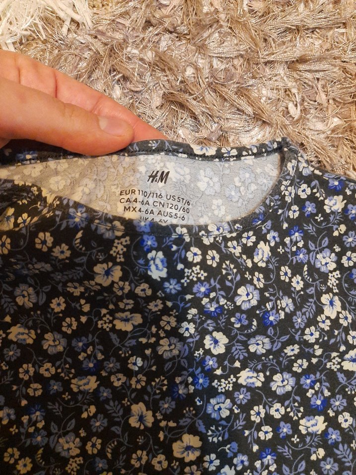 Kız Çocuk Çiçek Desenli Kısa Kollu Gri Tişört - Görsel 3